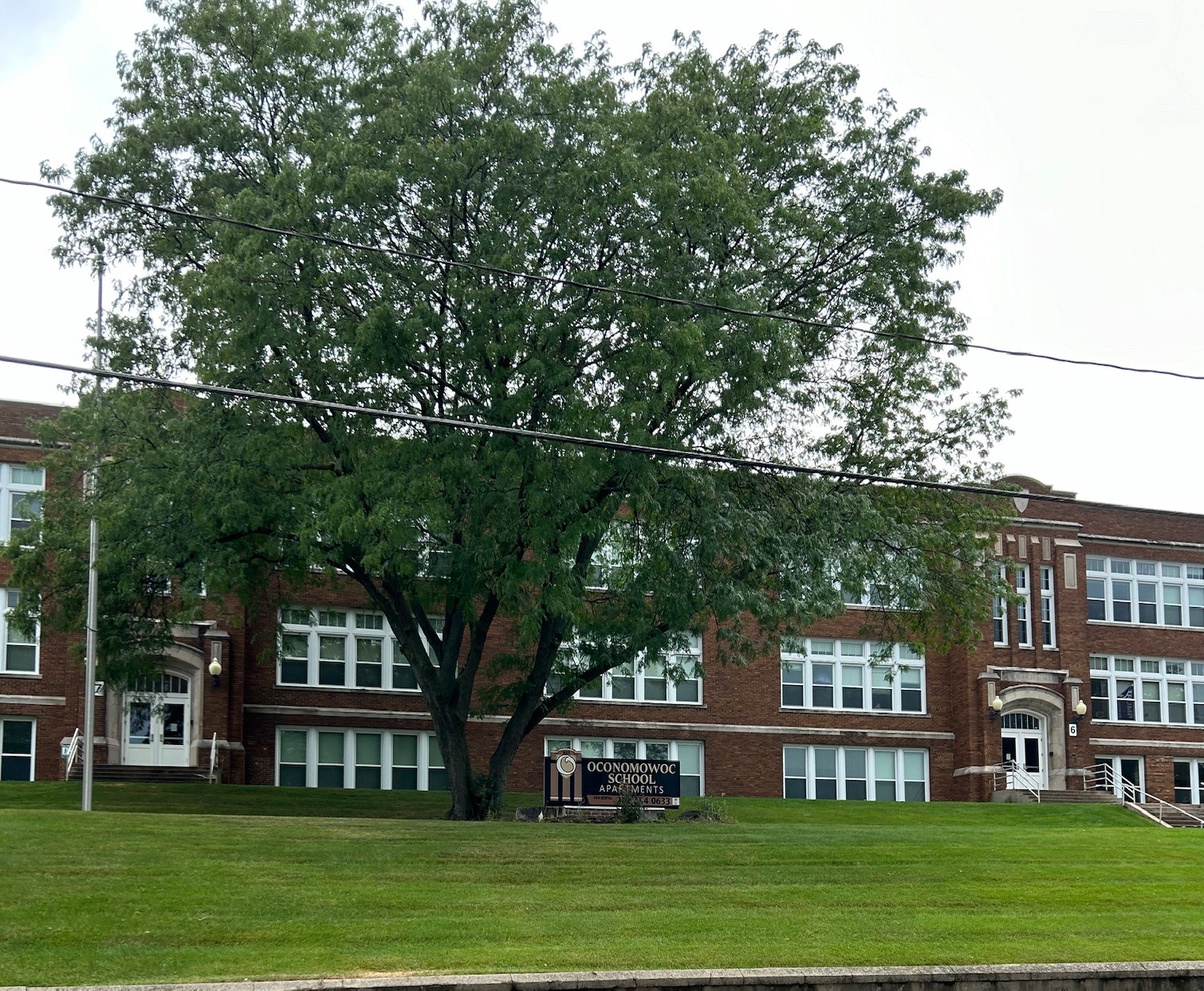 Oconomowoc School Apartments 
